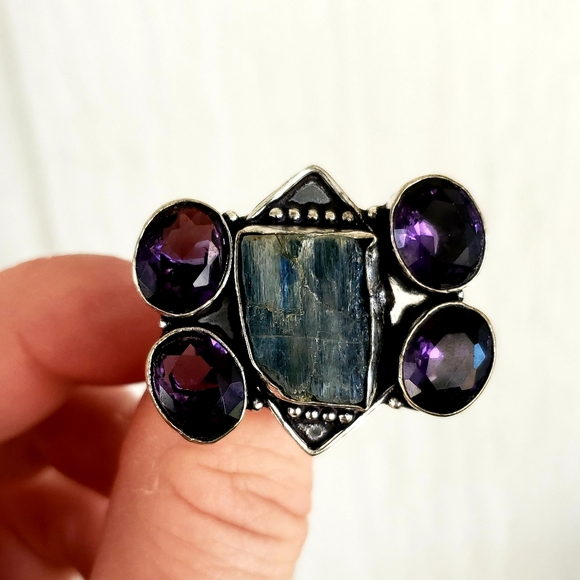 New Natural Kyanite & Amethyst 925 Silver Ring. - Picture 7 of 8